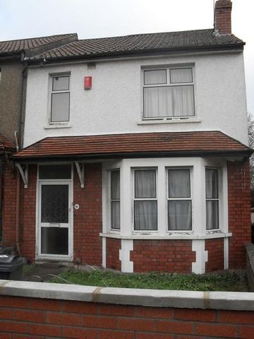  Image of 4 bedroom House Share to rent in Muller Road Horfield Bristol BS7 at Horfield Bristol Horfield, BS7 9RQ